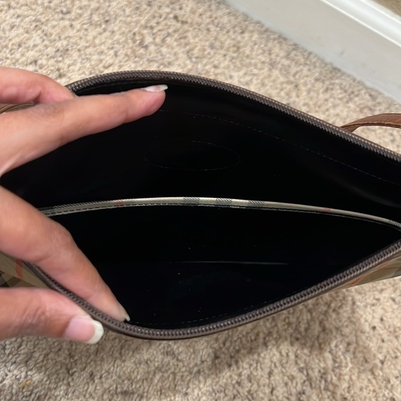 Authentic BURBERRY SHOULDERBAG bought from @bagriculture - Picture 6 of 14